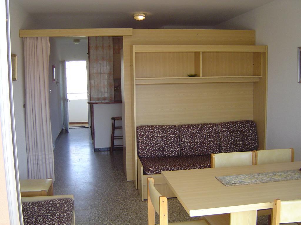 Alpen1 Voramar Apartamento Peñíscola Quarto foto